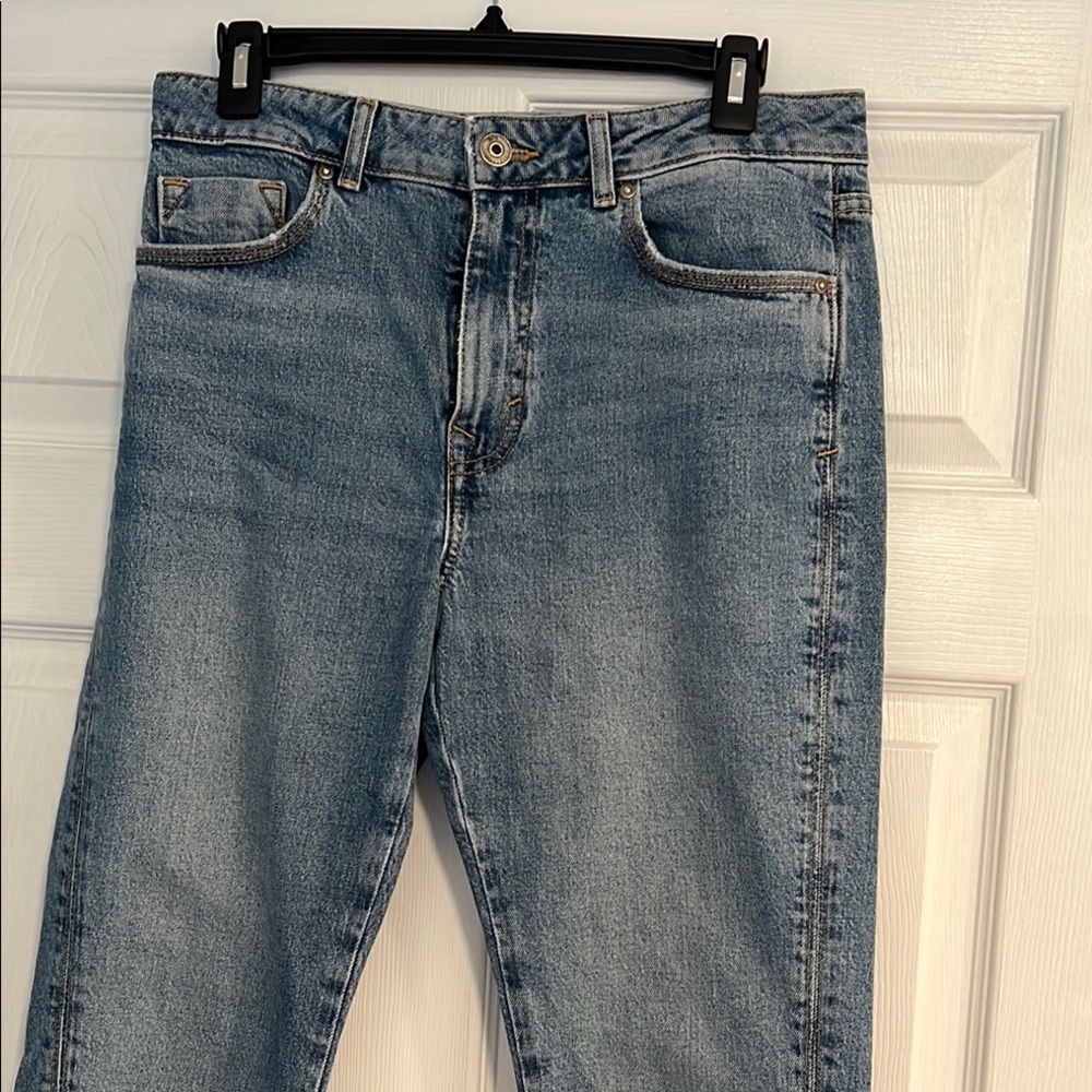 Zara Blue Straight Leg Jeans Classic Style